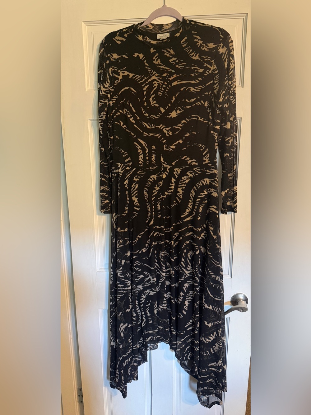 The Avenue size 14
